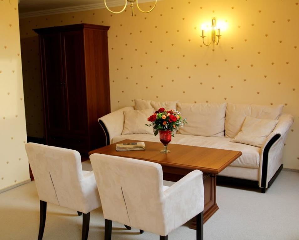 Zamek Gostynin Aparthotel Kültér fotó